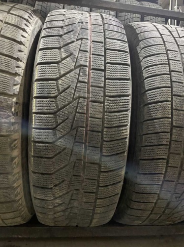 Hankook Winter I'Cept IZ2 R16 215/65