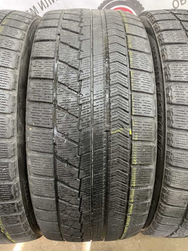 Bridgestone blizzak vrx R19 245/40 98S