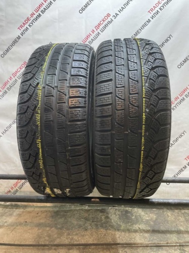 Pirelli Winter Sottozero 210 Serie II 215/45 R17