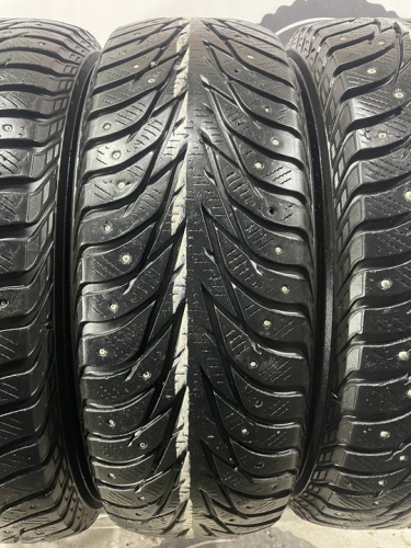 Yokohama ICE Guard IG35 R16 205/65