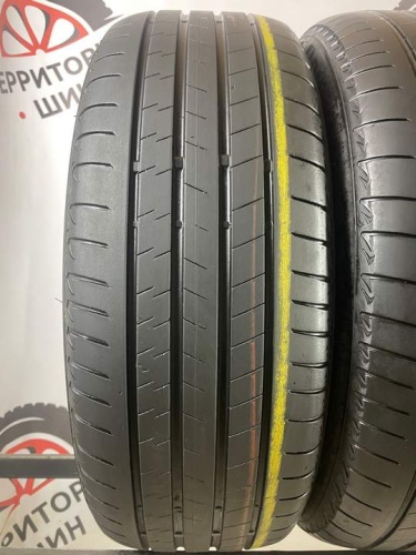 Bridgestone Alenza 001 R18 225/60