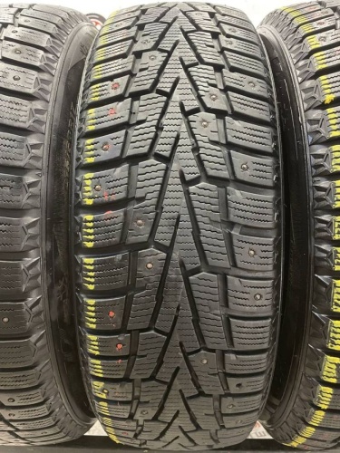 Nexen Winguard WinSpike R17 215/60