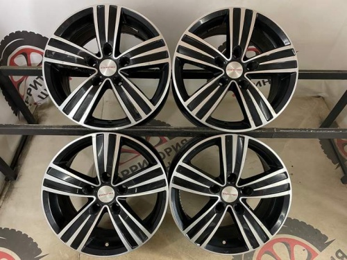 Литые  BMW 1 e87 R16 5x120/72,6/ET44/J7