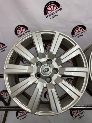 Литые Land Rover 5х120 цо72,6 8j et45 R19