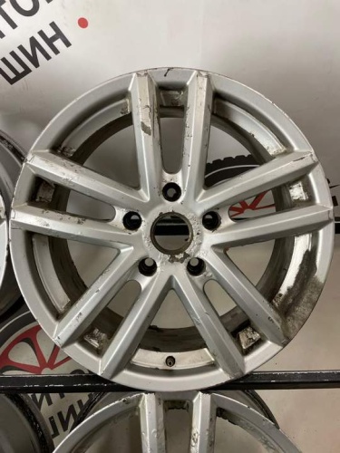 Литые диски VW R18 5*130/70,1/8J/ET 57