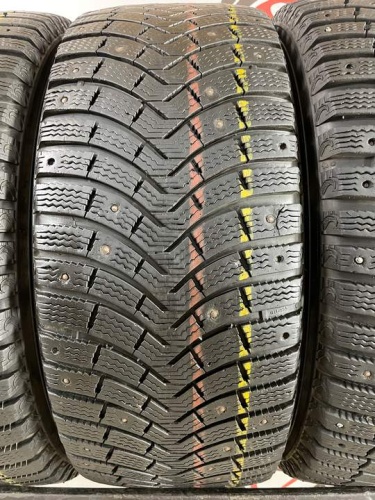 Michelin Latitude X- Ice 2 R18 235/55