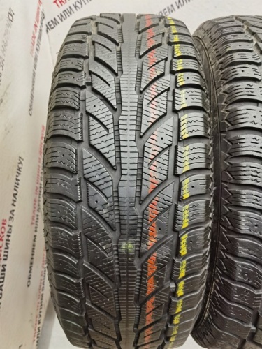 Cooper Weather-Master WSC R17	235/65