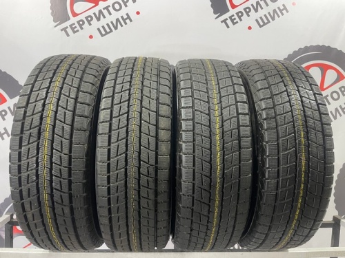 Dunlop Winter MAxx SJ8 R17 225/65