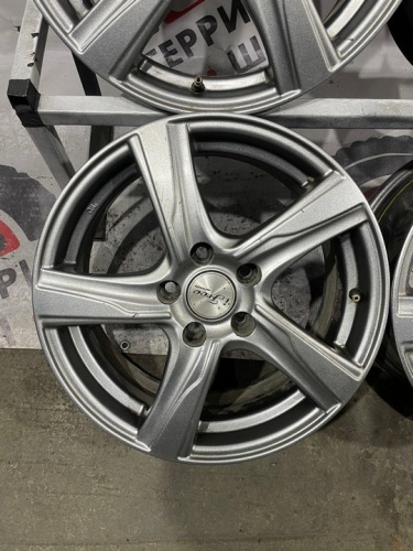 Диски литые R16 5x108 ET50 7J 63.4