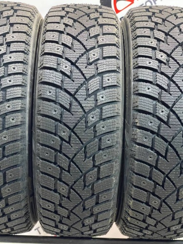 Zeta Antarctica Sport R17 215/65