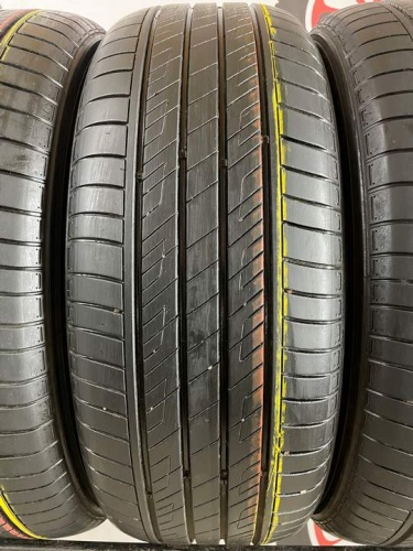 Kumho Solus HS63 R18 225/55
