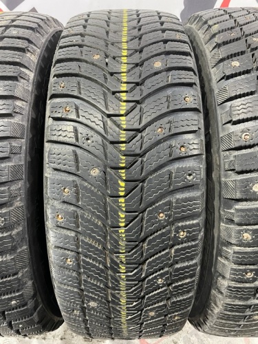 Michelin X-Ice North 3 R16 215/60