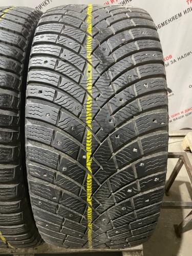 Pirelli Scorpion Ice Zero 2 R21 285/40