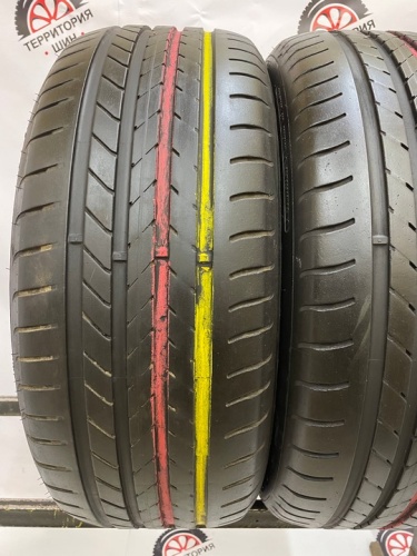 Goodyear EfficintGrip RFT 235/45/19 V95