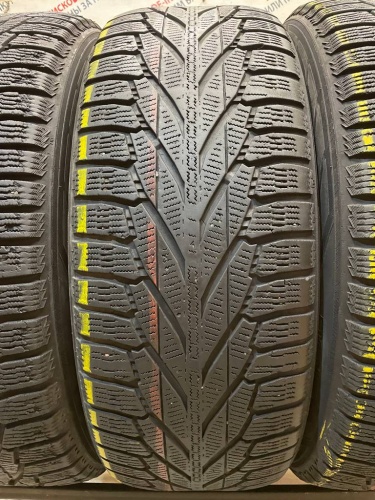 Nokian Hakkapeliitta R2 SUV R19   235/55