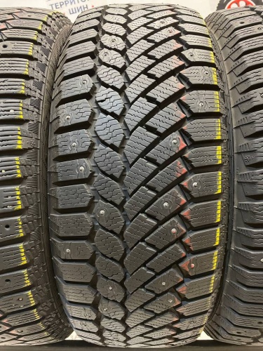 Gislaved Nord Frost 200 215/60 R16 99T