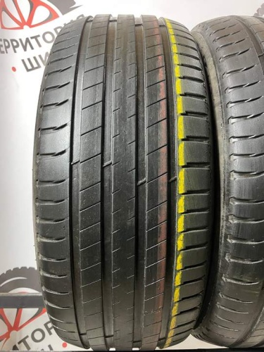 Michelin Latitude Sport 3 R19 235/55