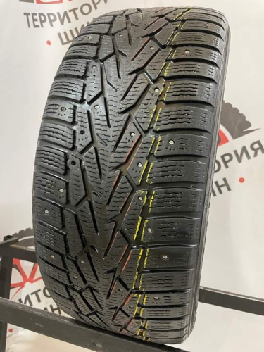 Nokian HKPLT 7 R17 235/55