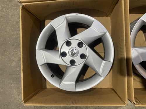 Литые диски Renault  R16 5х114.3 ET50 DIA66.1