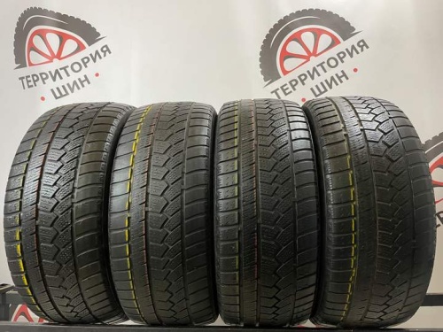 Sunfull SF-982 R18 245/45.