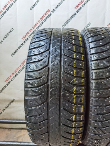 Bridgestone Ice Cruiser 7000 225/45 R17