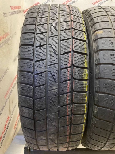 Hankook Winter I*Cept IZ R16	215/65