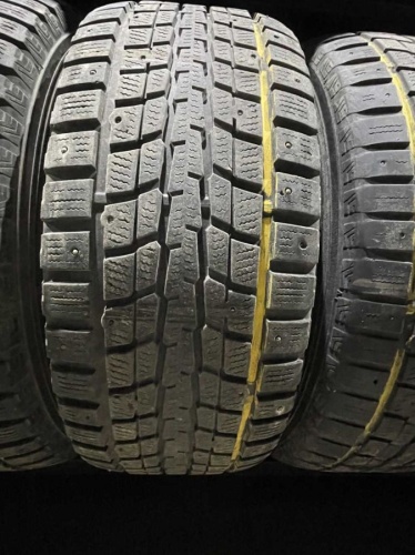 Dunlop Winter Ice 07  R18 285/60