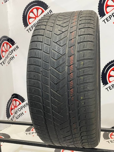 Pirelli Scorpion Winter R21	295/35
