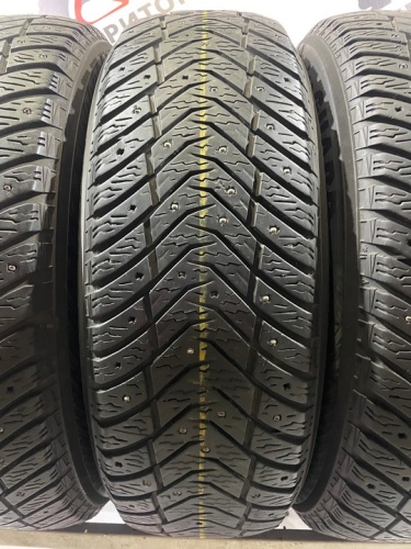 Yokohama Ice Guard IG65 R17 215/65