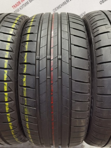 Bridgestone Turanza T005 R19 225/40