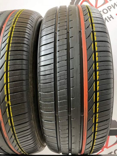 Goodyear EfficientGrip Comfort R16 215/60.