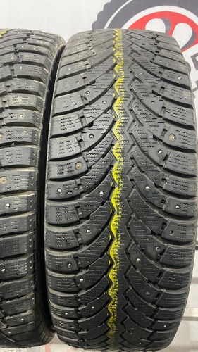 Formula Ice R16 215/70