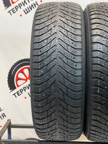 Nokian Tyres Hakkapeliitta 8 SUV R17 235/65