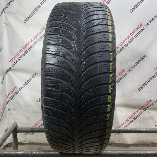 Goodyear UltraGrip R17 215/55