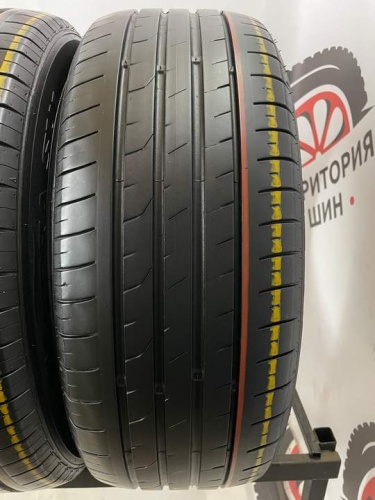 Nexen NFera SU1 R16 215/60