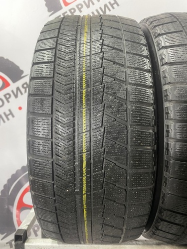 Bridgestone Blizzak VRX R17 225/50
