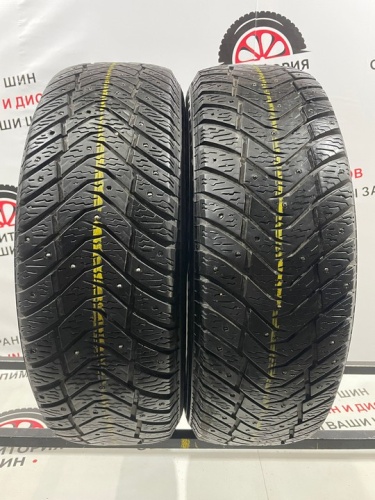 Yokohama Ice Guard IG65 R16 215/65