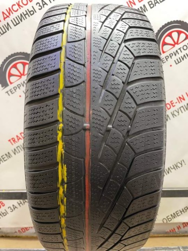 Pirelli Winter 210 SottoZERO R16 235/60.