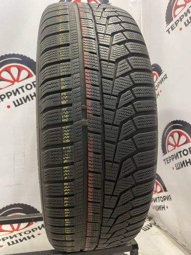 Hankook Winter I*Cept EVO 2 SUV R18 225/60