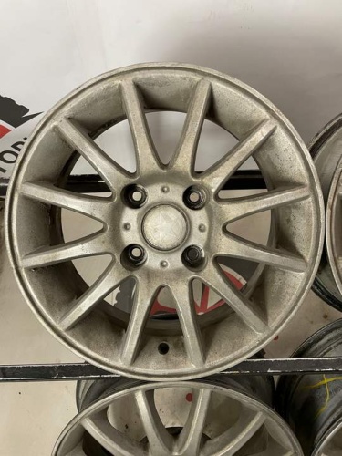 Литые Kia/Mitsubishi R15 4x114,3/67,1/ET44/J5,5