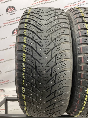 Nokian Tyres Hakkapeliitta 8 SUV  R17 235/60