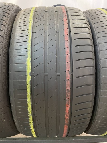 Winrun R330 R19 245/40+275/35