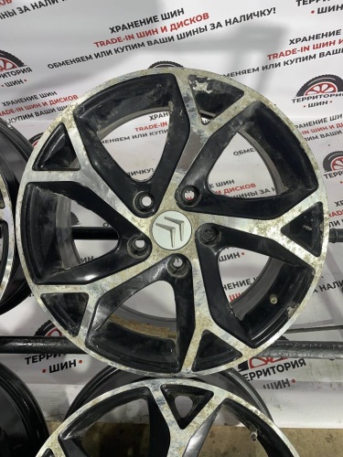 Литые CITROEN  R16 5х114.3 ЦО67.1 6.5J ET38