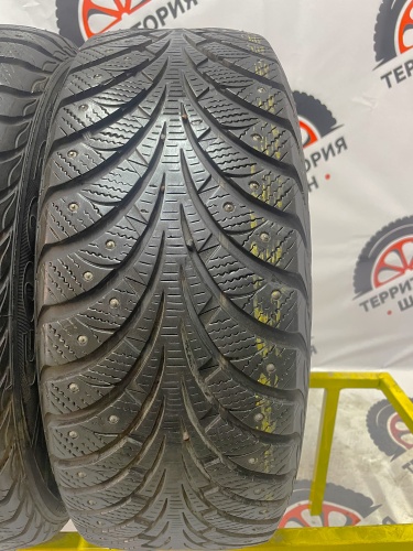 Goodyear  UltraGrip Extreme R16 20555