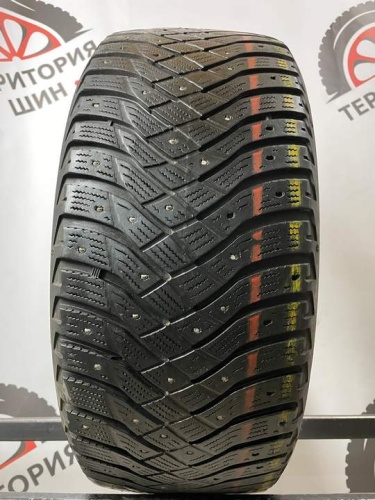 GoodYear UltraGrip Arctic 2 R18 235/45