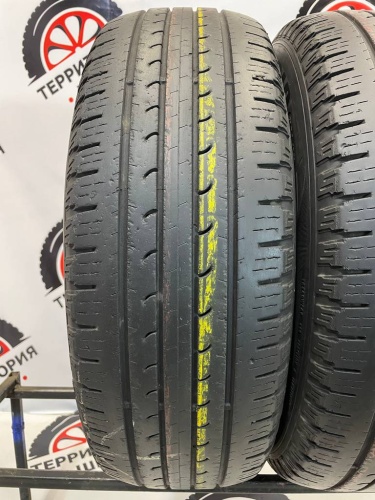 Goodyear Efficient Grip SUV 4x4 R 16 215/70