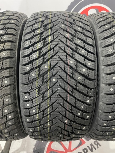 iLink Wintervorhut Stud III R17 225/60