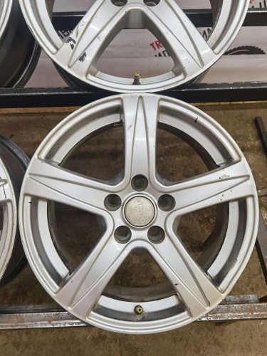 Литье VAG 5*105 ЕТ39 DIA57,1 J6,5