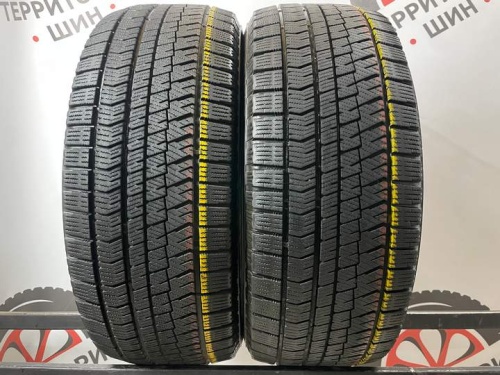 Bridgestone BliZZak Vrx2 R17 225/55