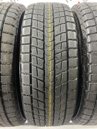Dunlop Winter MAxx SJ8 R17 225/65